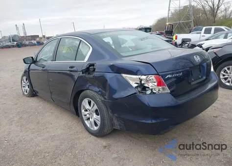 2010 Honda Accord 2.4 Lx-P из США, поврежденный, VIN 1HGCP2F42AA031021